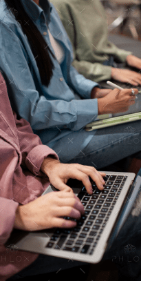 demo-attachment-781-team-working-together-project-5-1