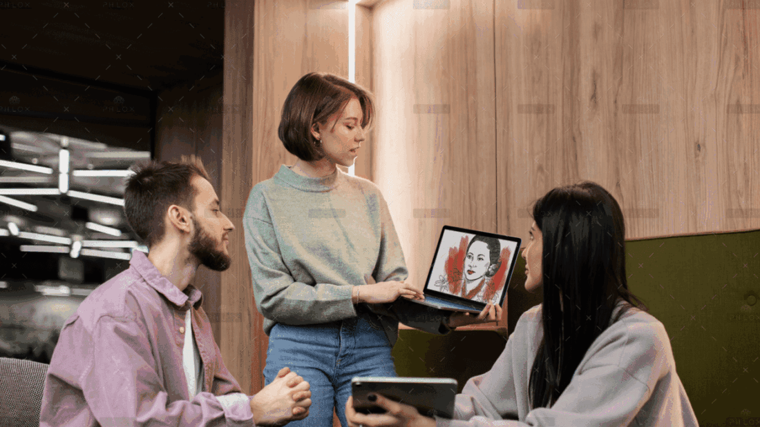 demo-attachment-1198-team-working-together-project-7-3-1